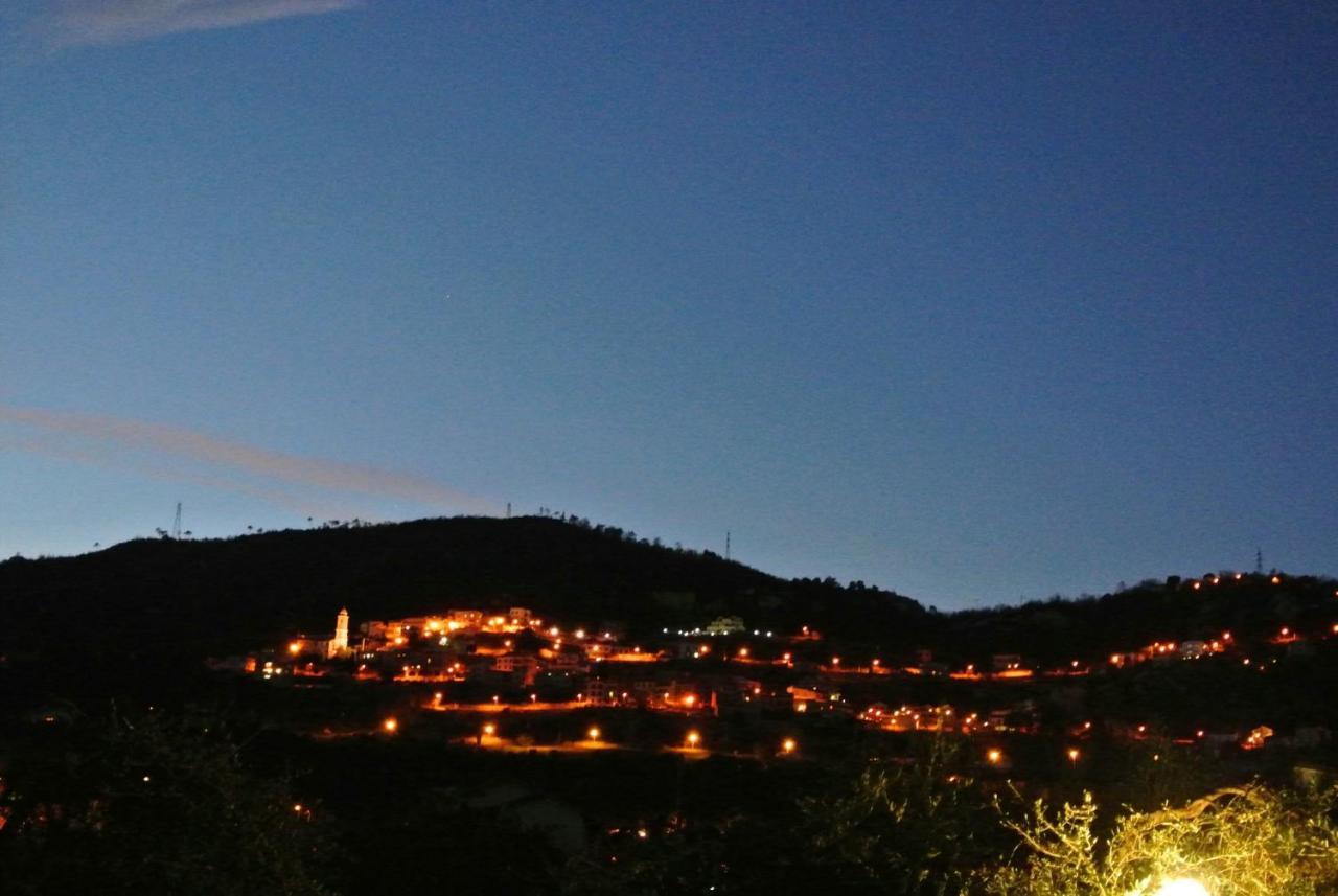 Residence Orchidea Pietra Ligure Bagian luar foto