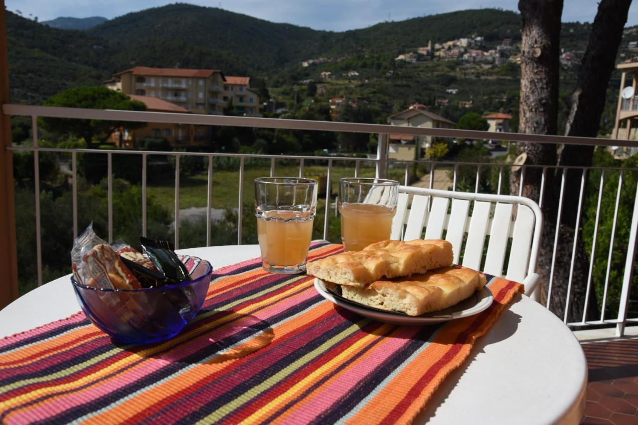 Residence Orchidea Pietra Ligure Bagian luar foto